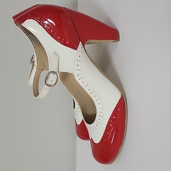 ARCHIE'S 1950 Style Red and white Vintage Heels - Picture 11 of 17